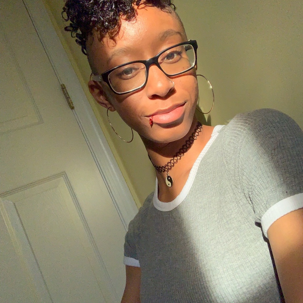 Meet your Posher, Natasha